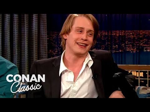 Joe Pesci Bit Macaulay Culkin On The Set Of &quot;Home Alone&quot; | Late Night with Conan O’Brien