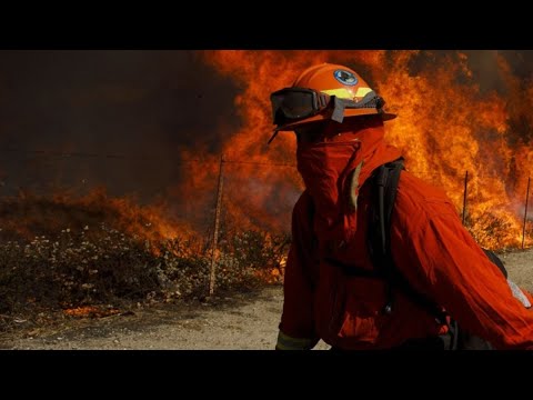 Blaze Near Los Angeles: 7,500 Ordered to Evacuate