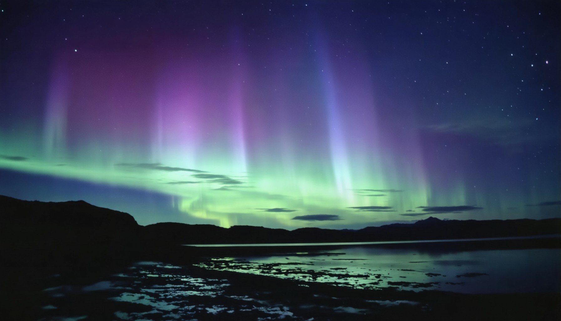 Unveiling the Secrets Behind Nature’s Majesty: A Behind-the-Scenes Look at the Aurora Borealis 